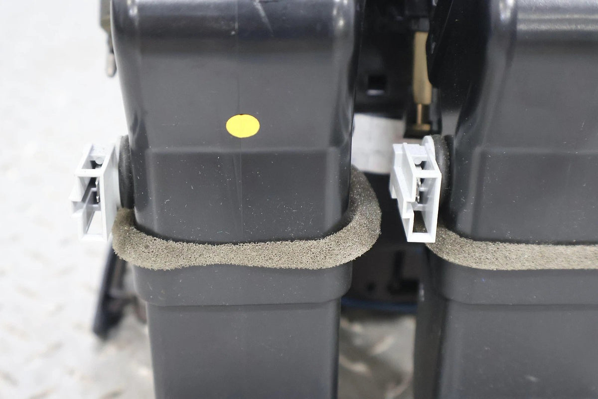 2006 BENTLY- Front Console