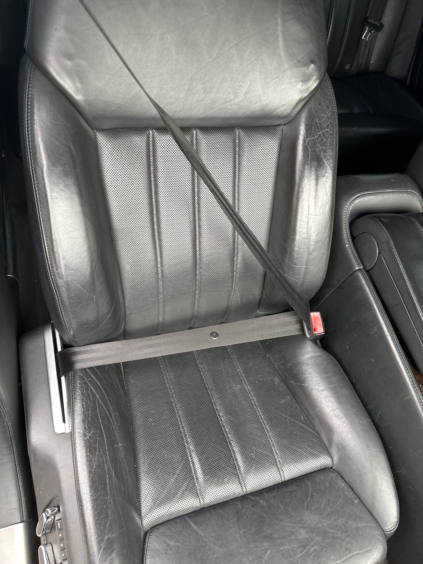 2006 BENTLY- Front Seat Belt