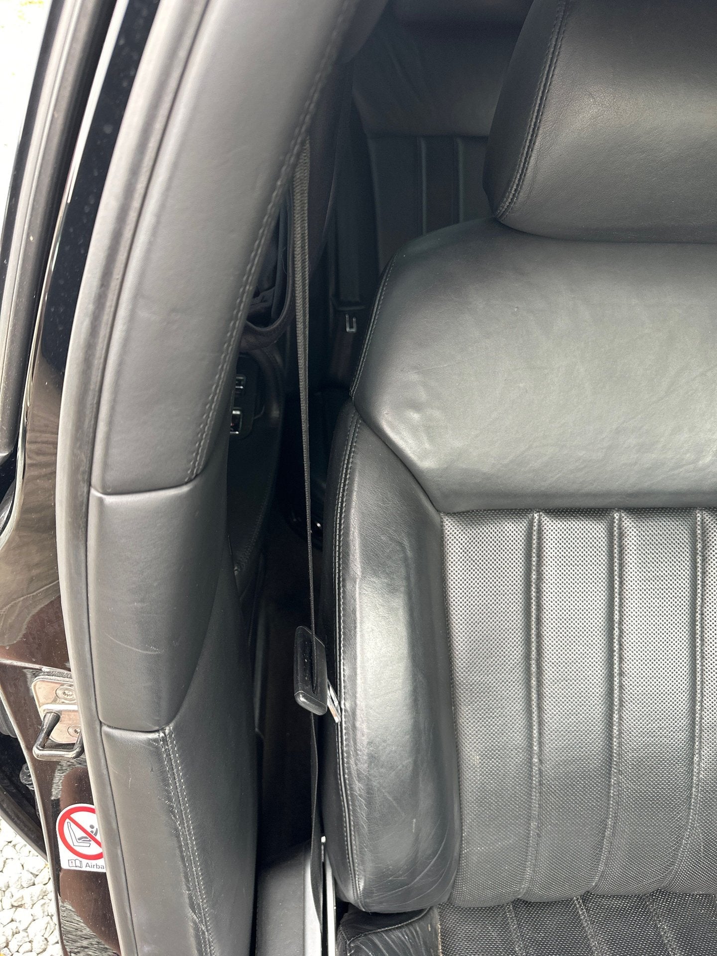 2006 BENTLY- Front Seat Belt