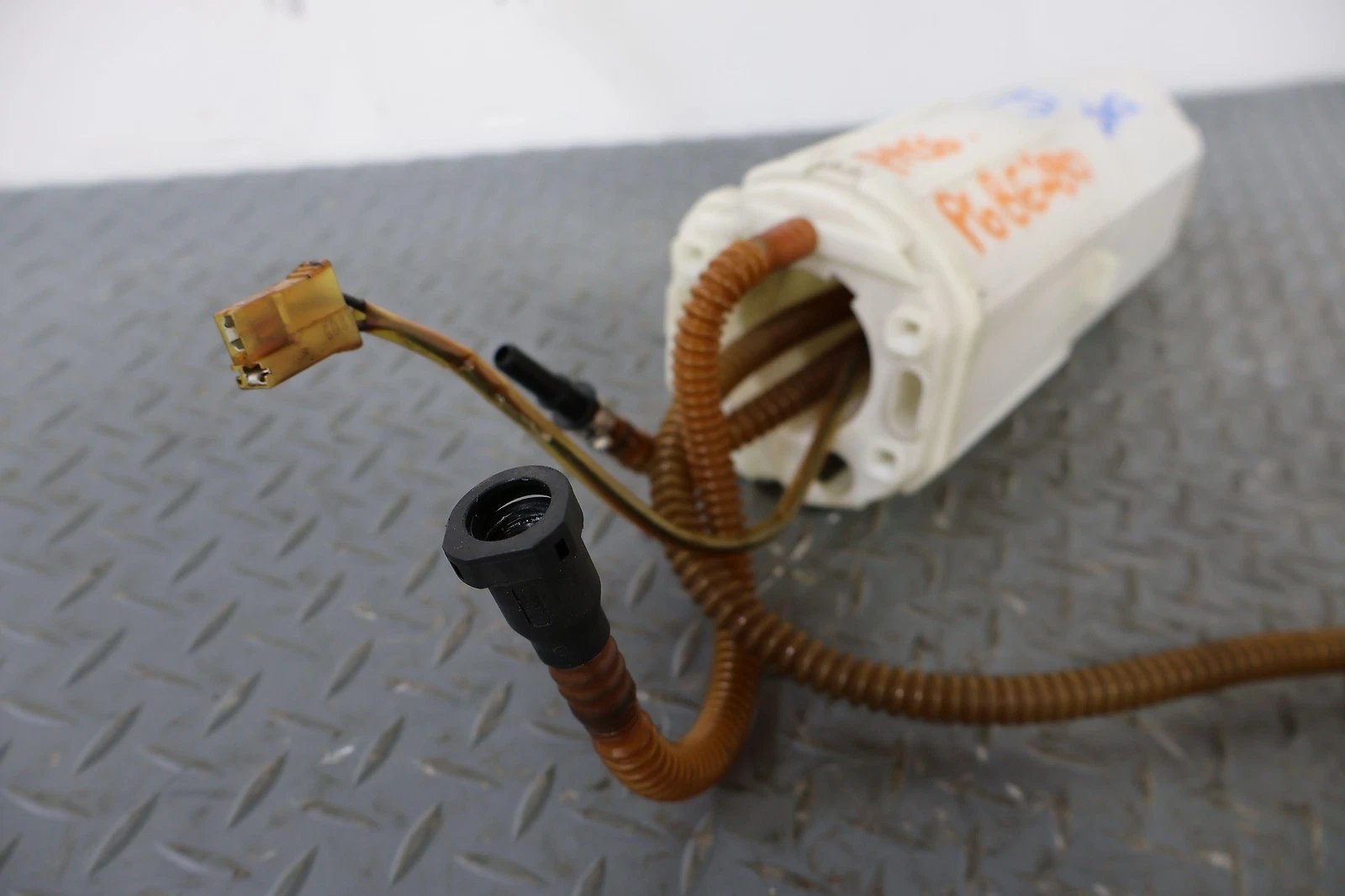 2006 BENTLY- Fuel Pump
