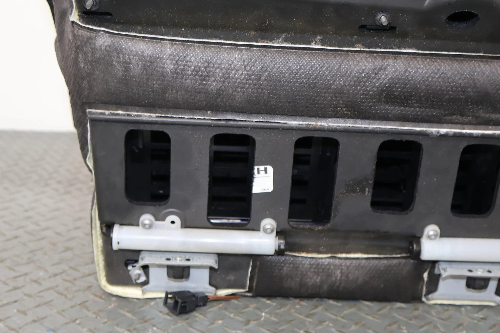 2006 BENTLY- Glove Box