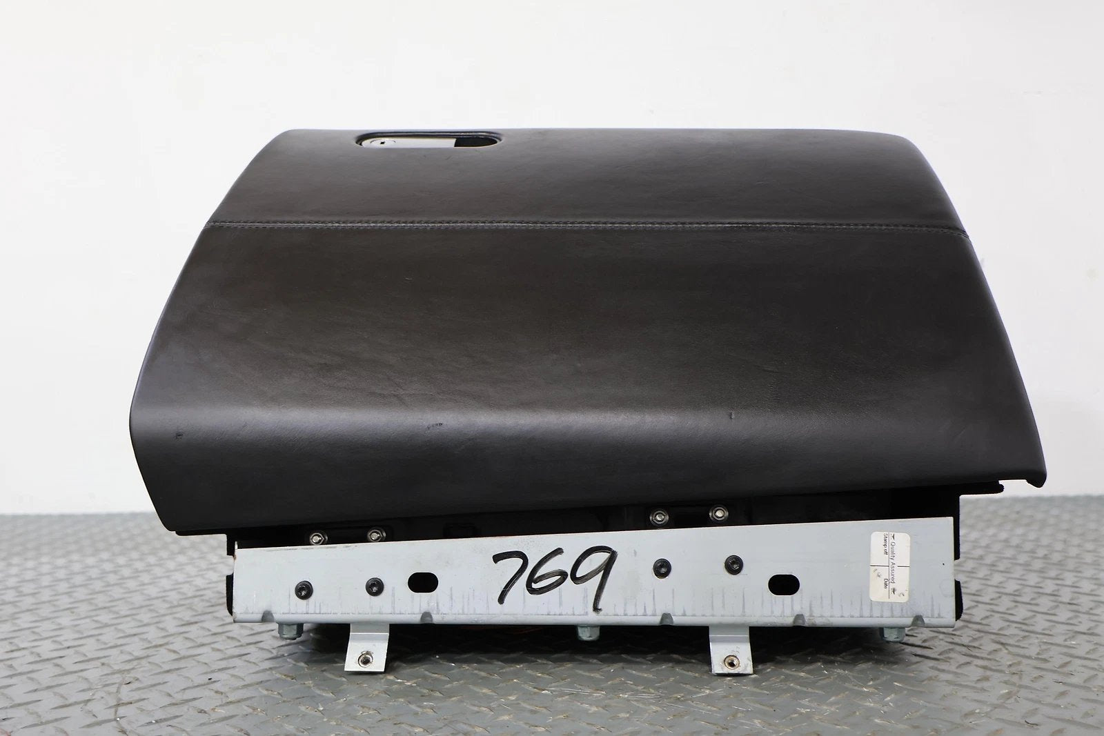 2006 BENTLY- Glove Box