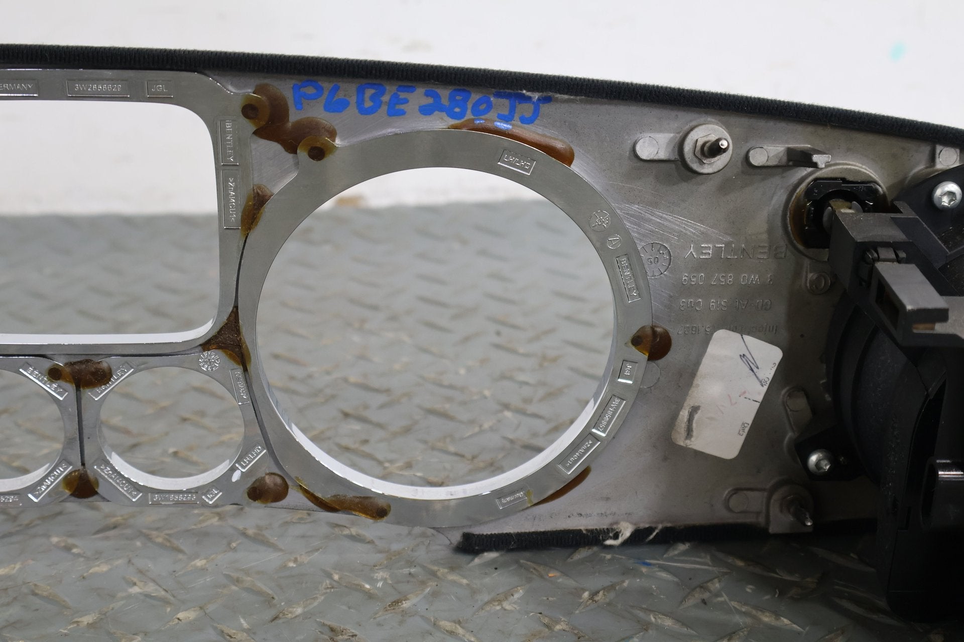 2006 BENTLY- Instrument Cluster Bezel