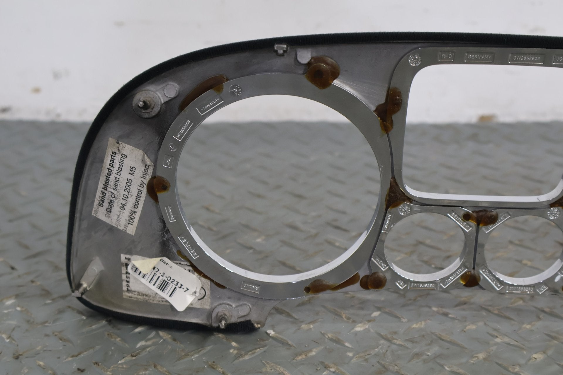 2006 BENTLY- Instrument Cluster Bezel