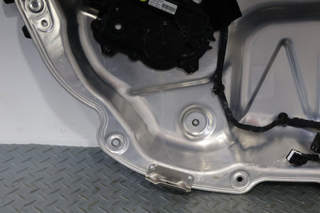 2006 BENTLY- Left Rear Door Regulator