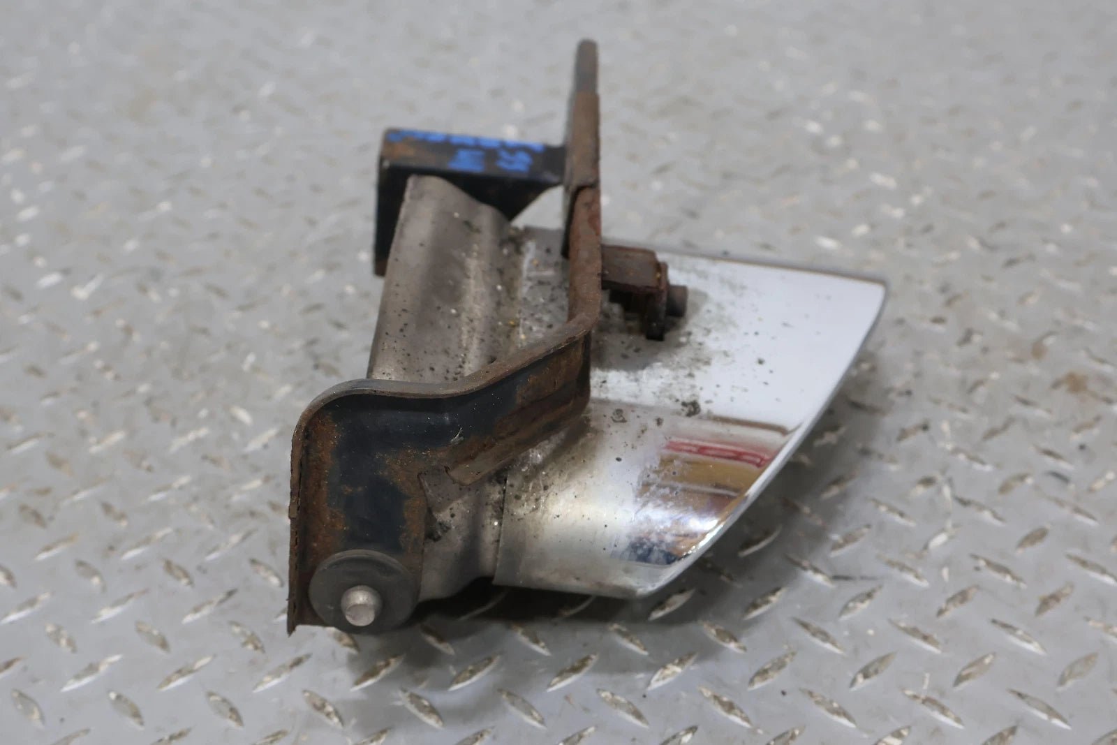 2006 BENTLY- Tail Pipe