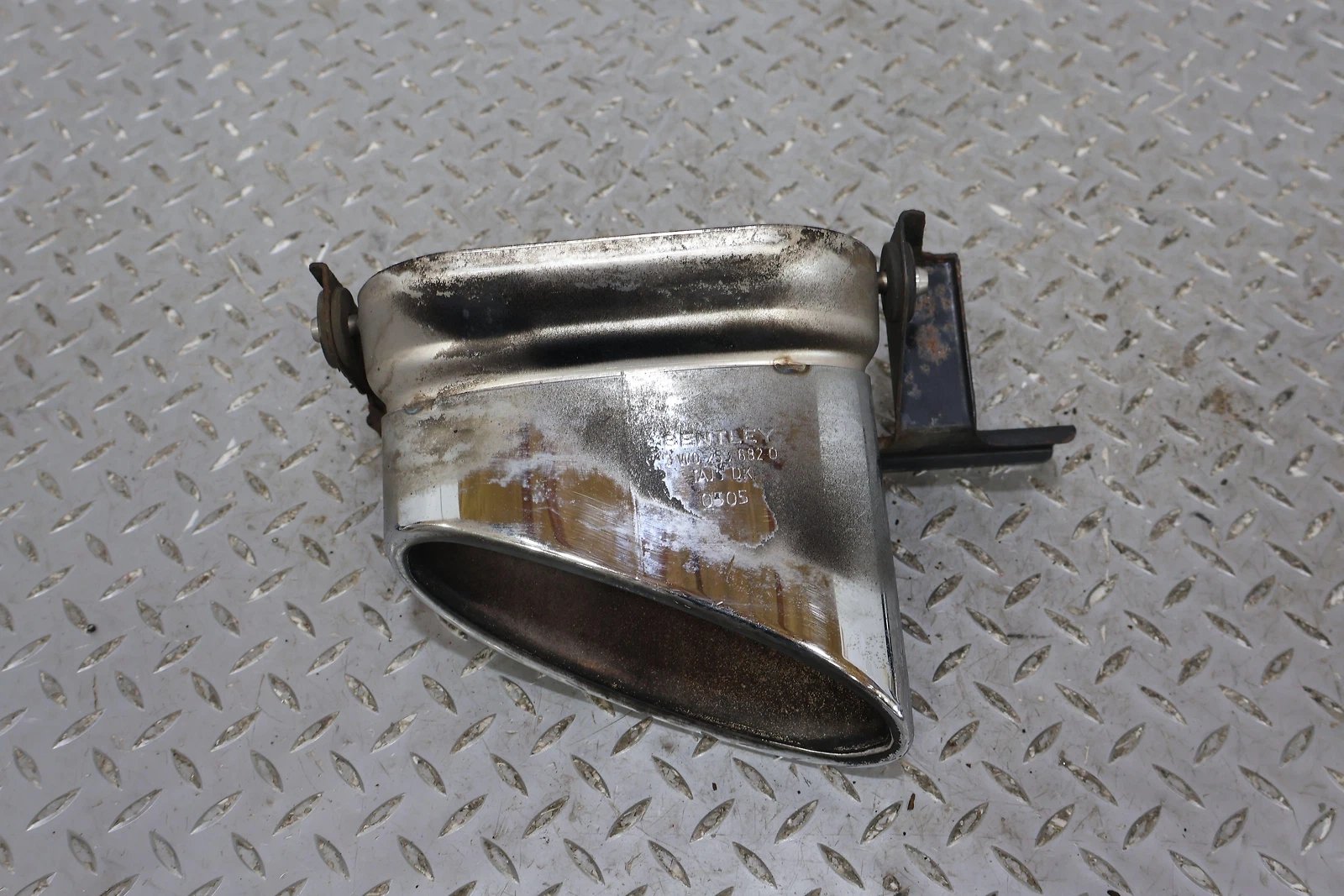 2006 BENTLY- Tail Pipe