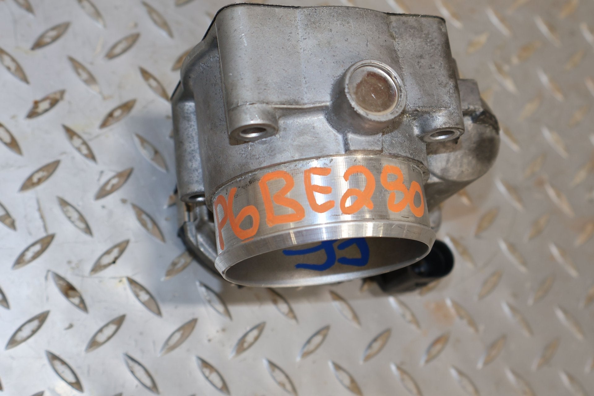 2006 BENTLY- Throttle Body