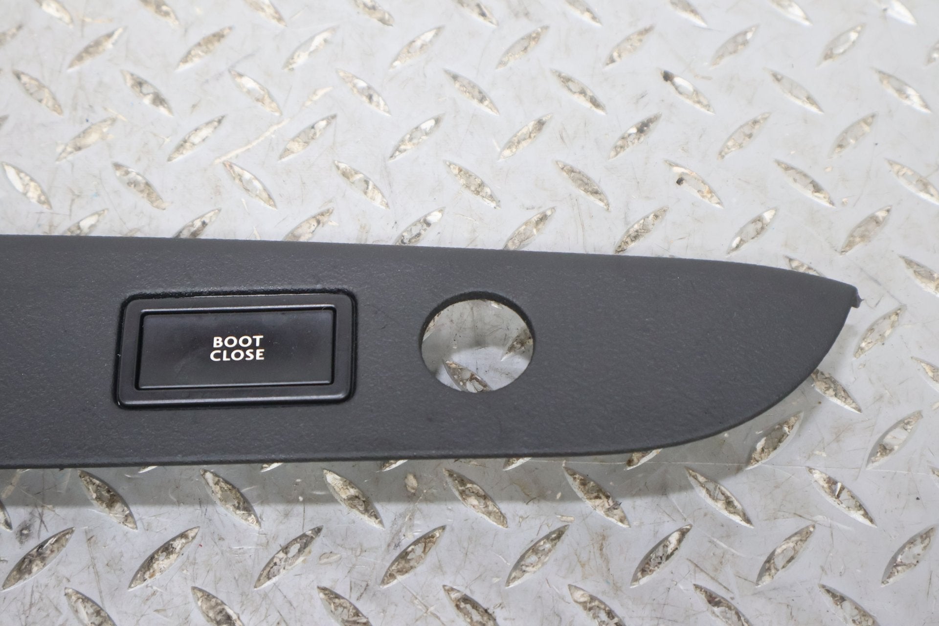 2006 BENTLY- Trim Panel