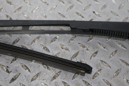 2006 BENTLY- Wiper Arm