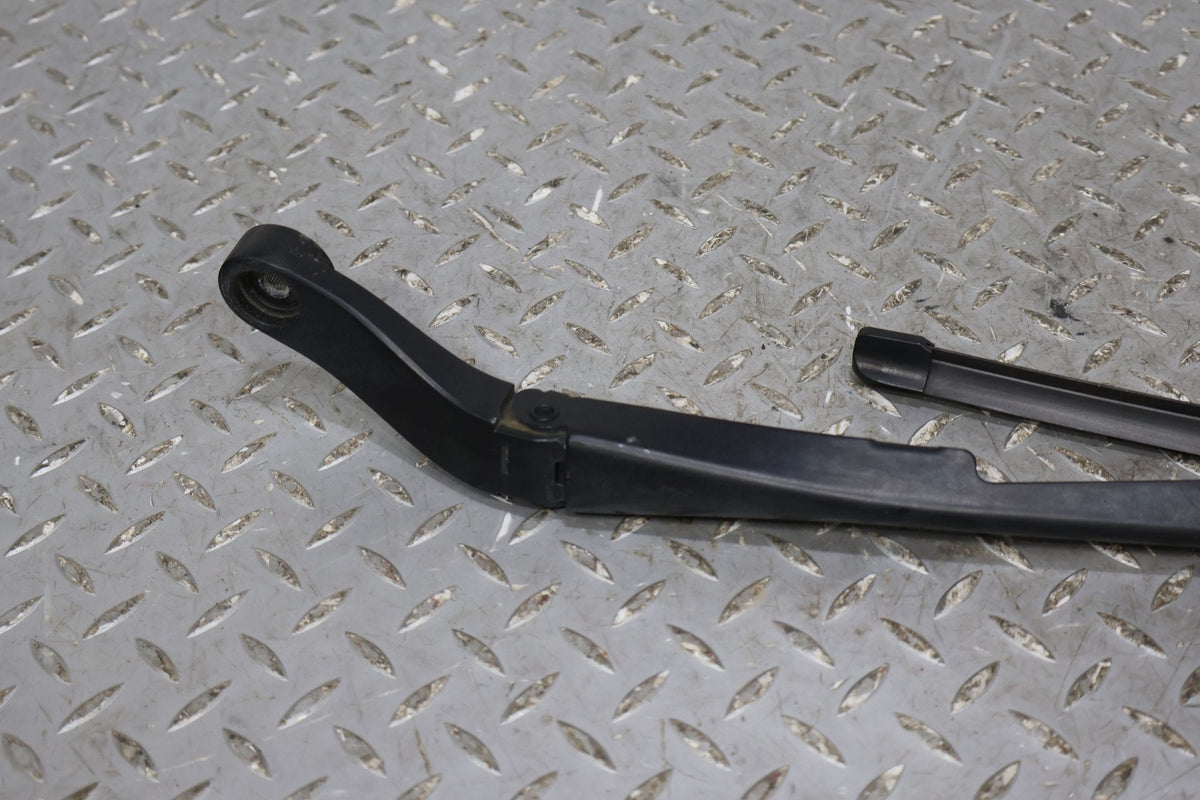2006 BENTLY- Wiper Arm