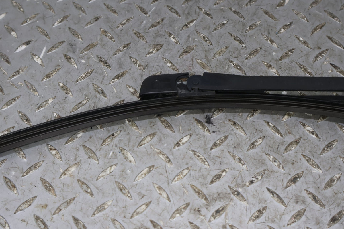 2006 BENTLY- Wiper Arm