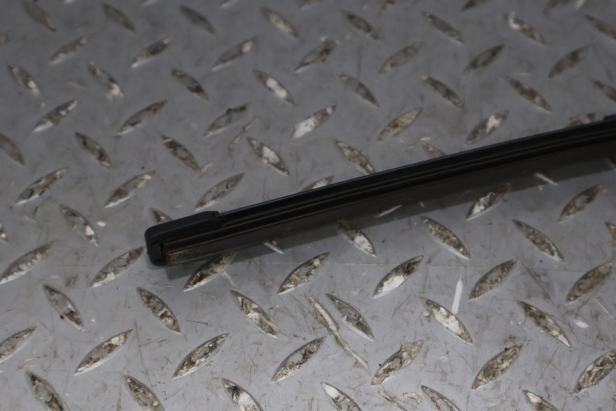 2006 BENTLY- Wiper Arm