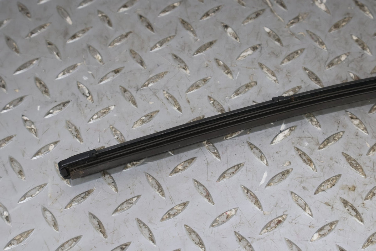 2006 BENTLY- Wiper Arm