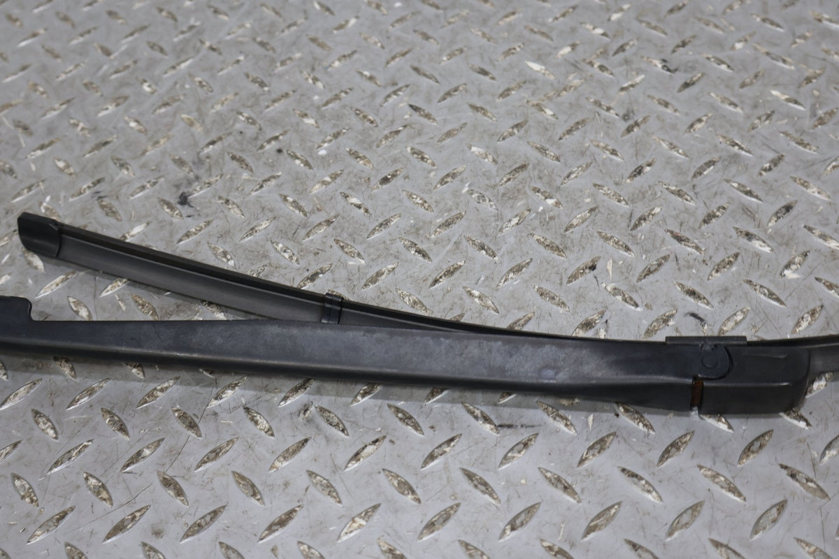 2006 BENTLY- Wiper Arm