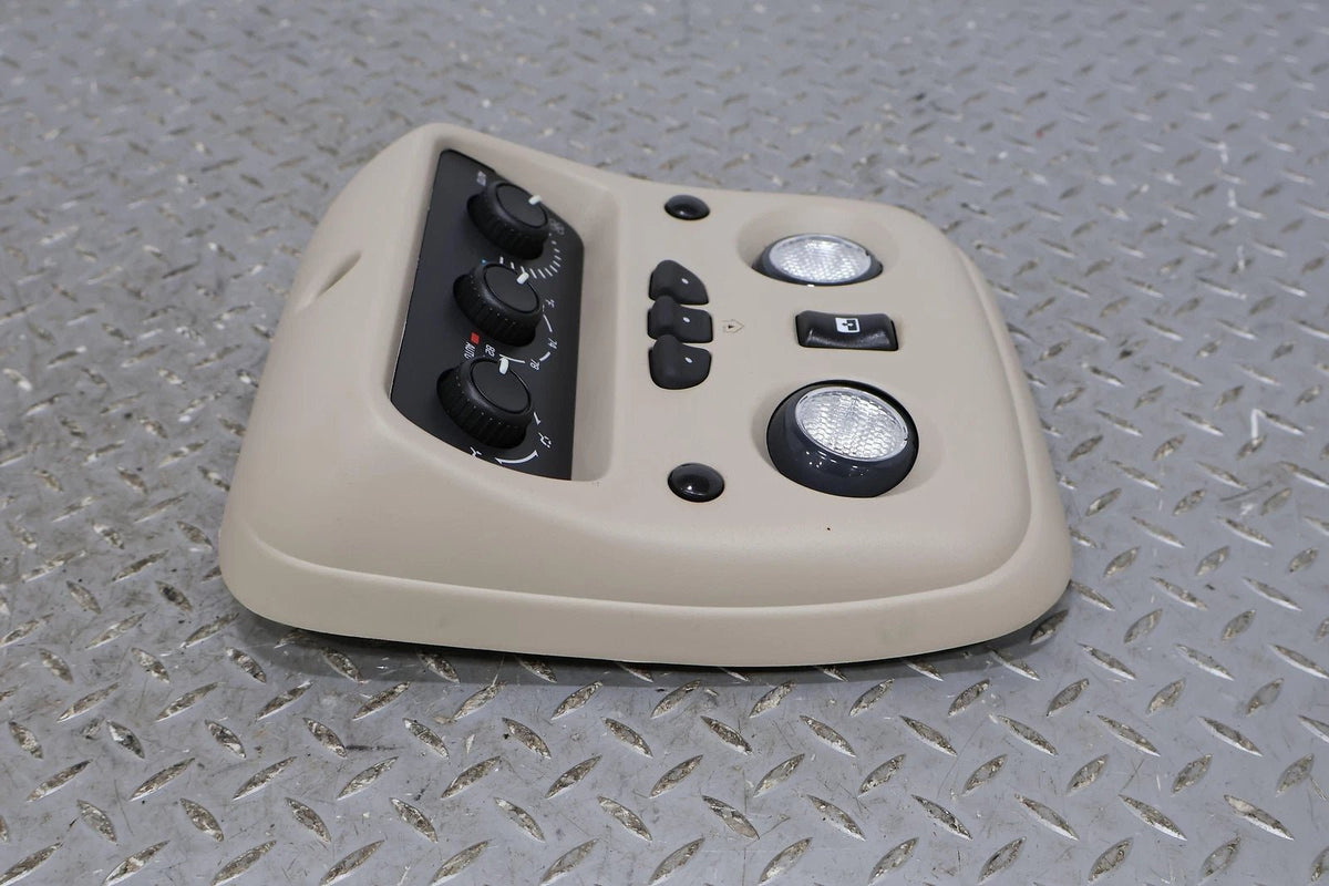 2006 Cadillac Escalade- Front Console
