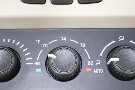 2006 Cadillac Escalade- Front Console
