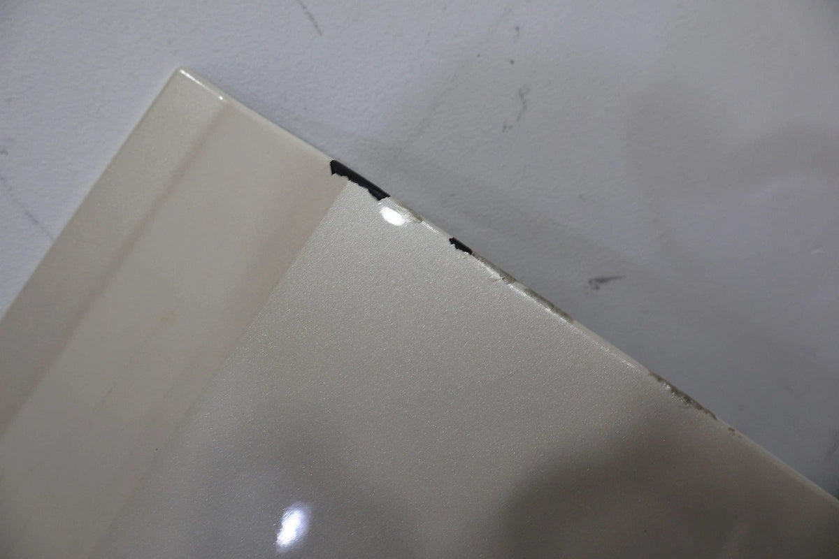 2006 Cadillac Escalade- FRONT DOOR MOULDING