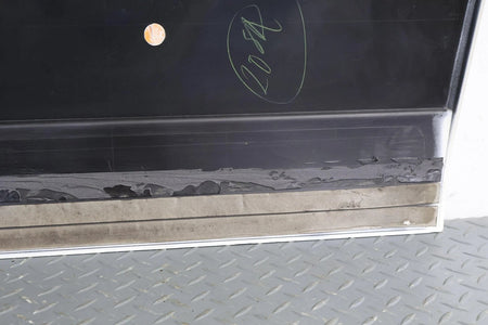 2006 Cadillac Escalade- FRONT DOOR MOULDING