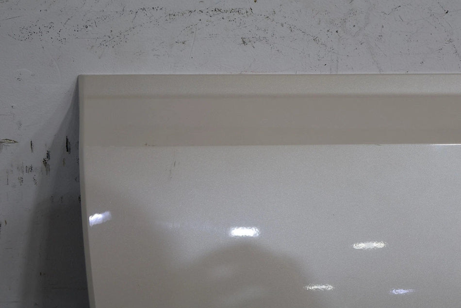2006 Cadillac Escalade- FRONT DOOR MOULDING