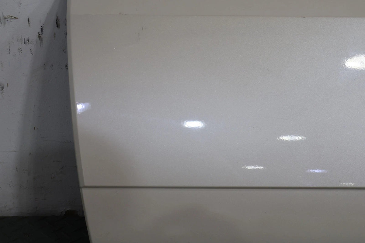 2006 Cadillac Escalade- FRONT DOOR MOULDING
