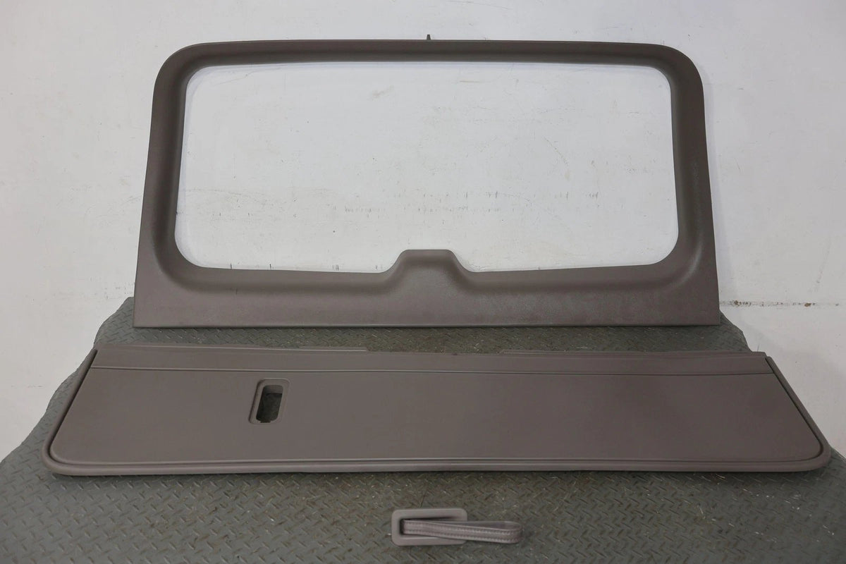2006 Cadillac Escalade- Gate/Lid Trim Panel