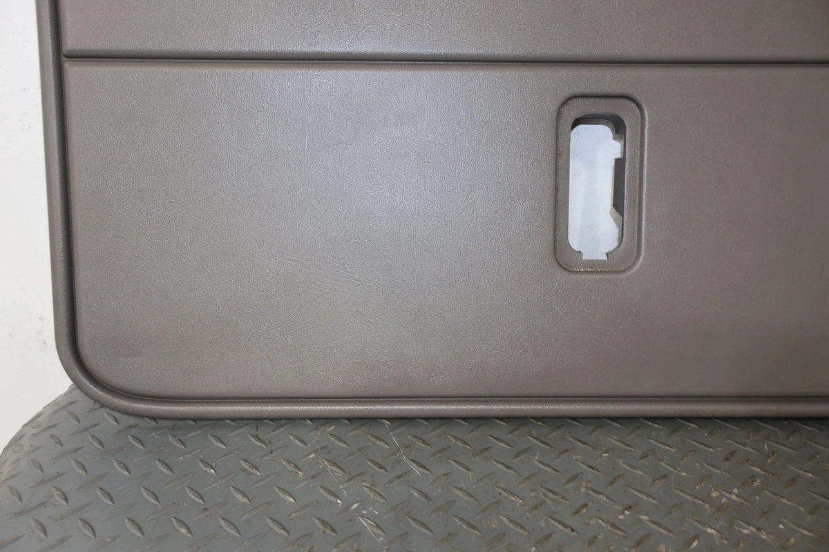 2006 Cadillac Escalade- Gate/Lid Trim Panel