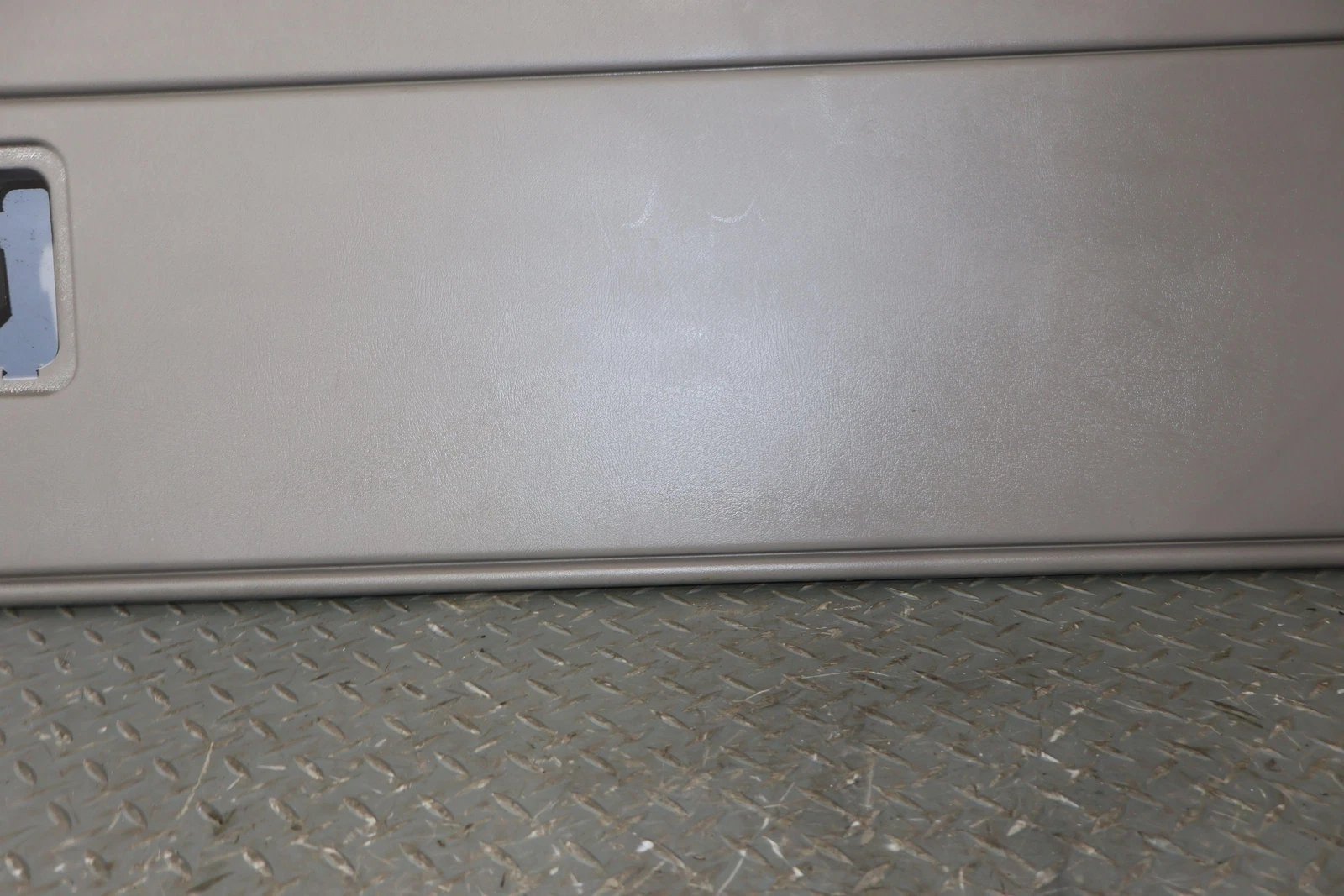 2006 Cadillac Escalade- Gate/Lid Trim Panel