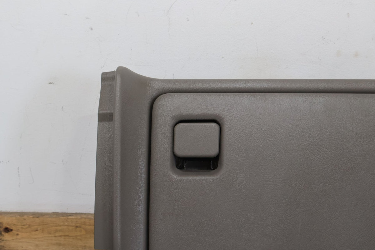 2006 Cadillac Escalade- Glove Box