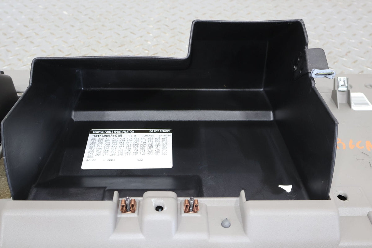 2006 Cadillac Escalade- Glove Box