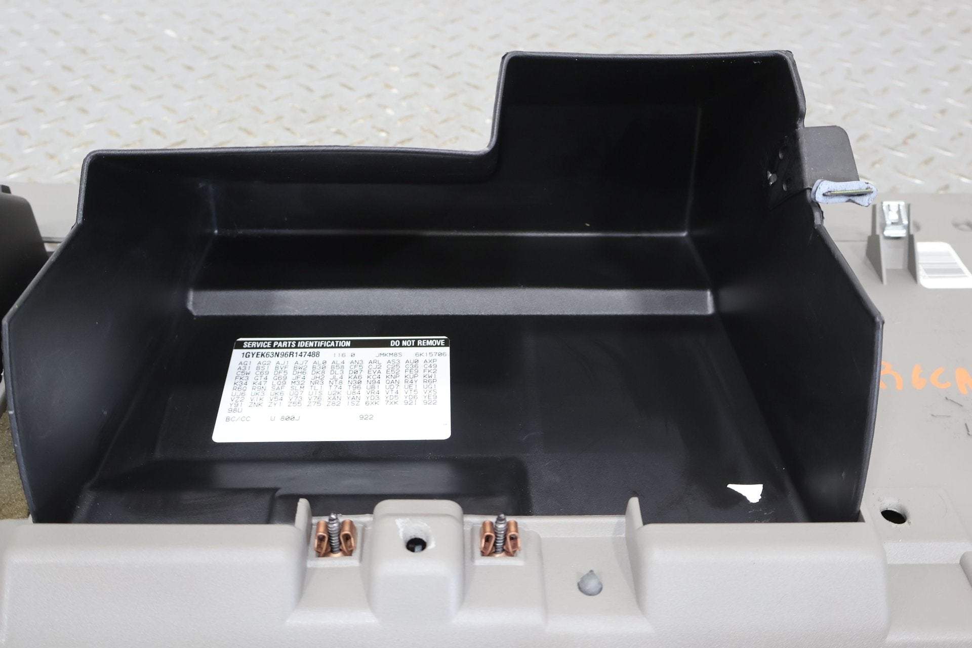 2006 Cadillac Escalade- Glove Box