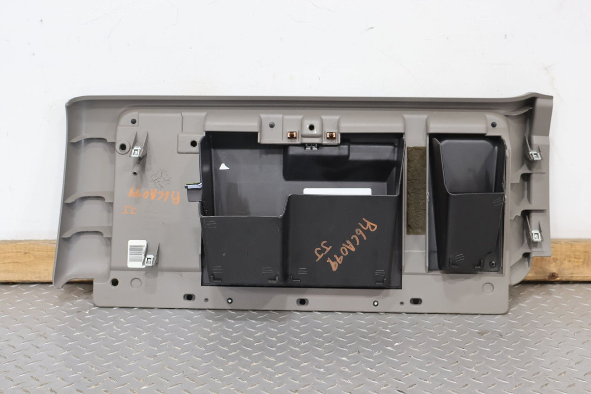 2006 Cadillac Escalade- Glove Box
