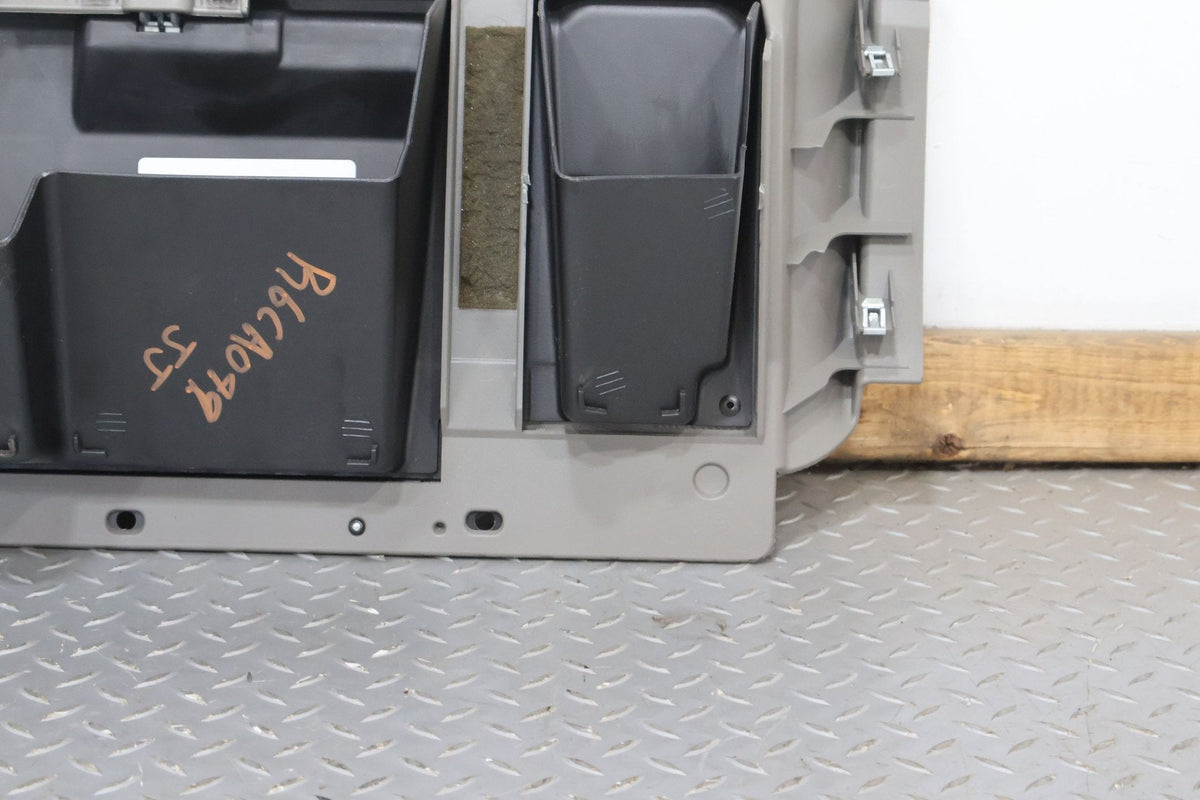 2006 Cadillac Escalade- Glove Box