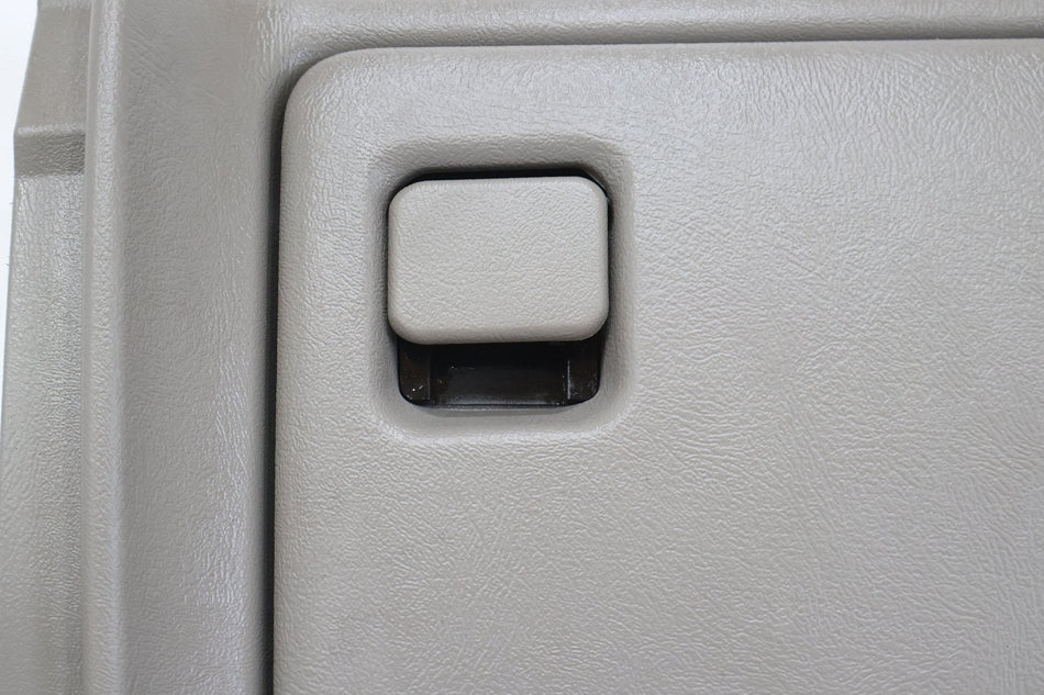 2006 Cadillac Escalade- Glove Box