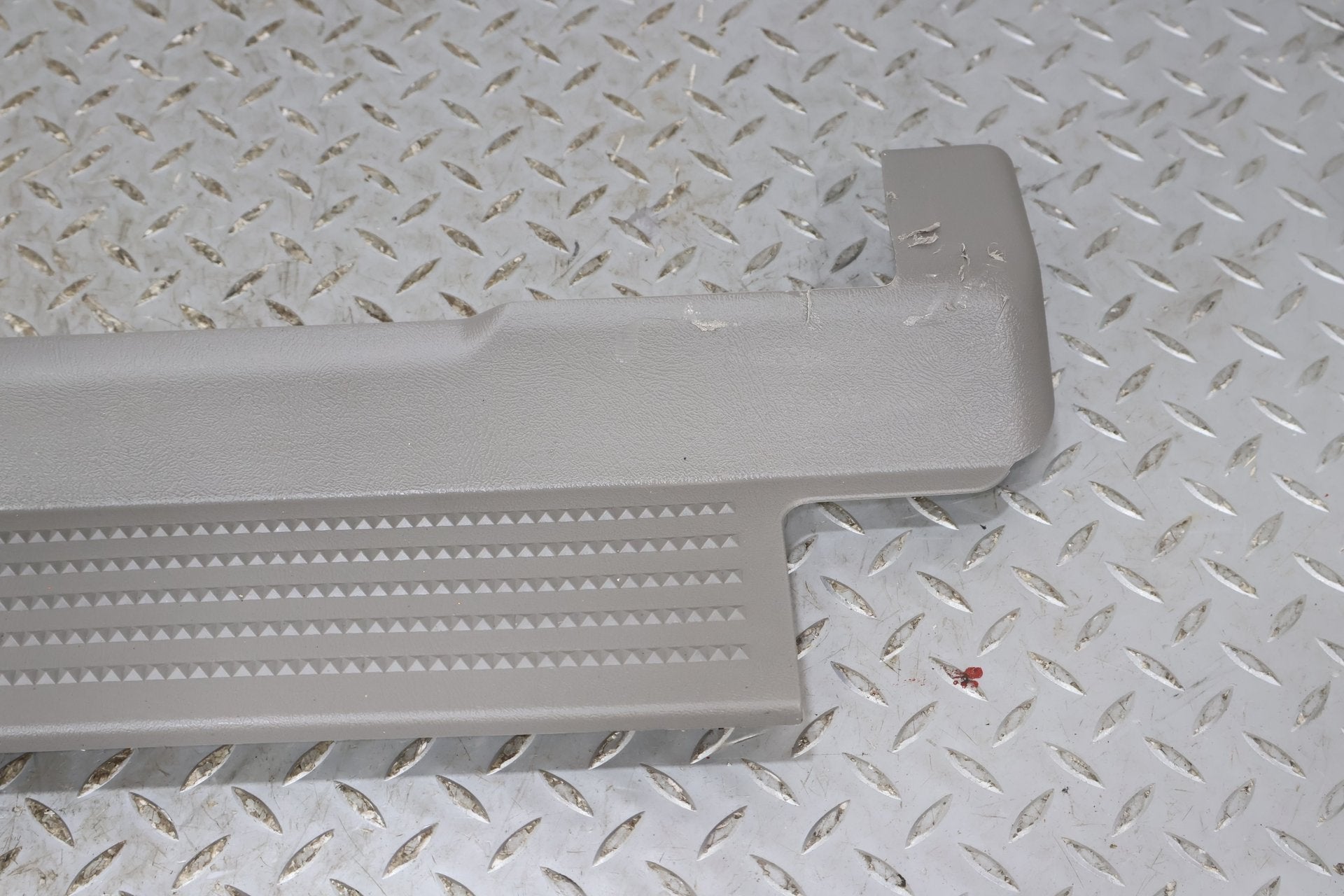 2006 Cadillac Escalade- Pair- Sill Plates