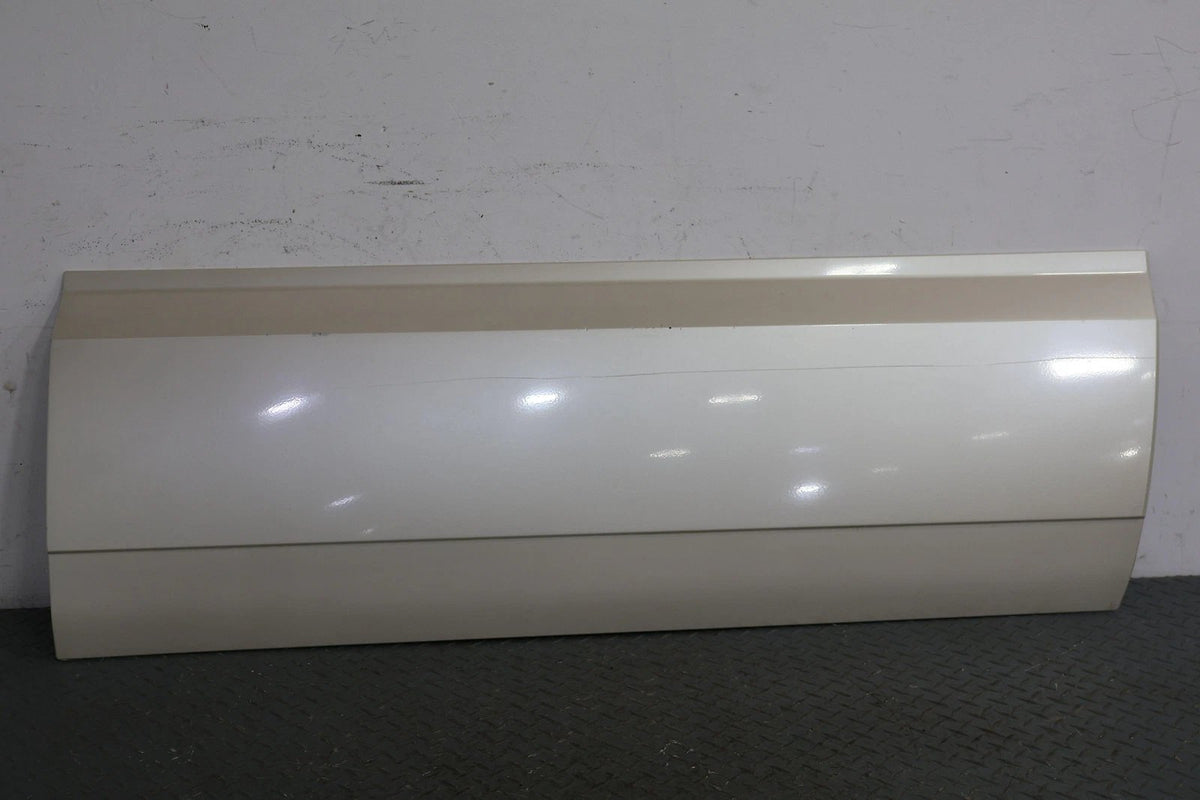 2006 Cadillac Escalade- Right Front Door Molding