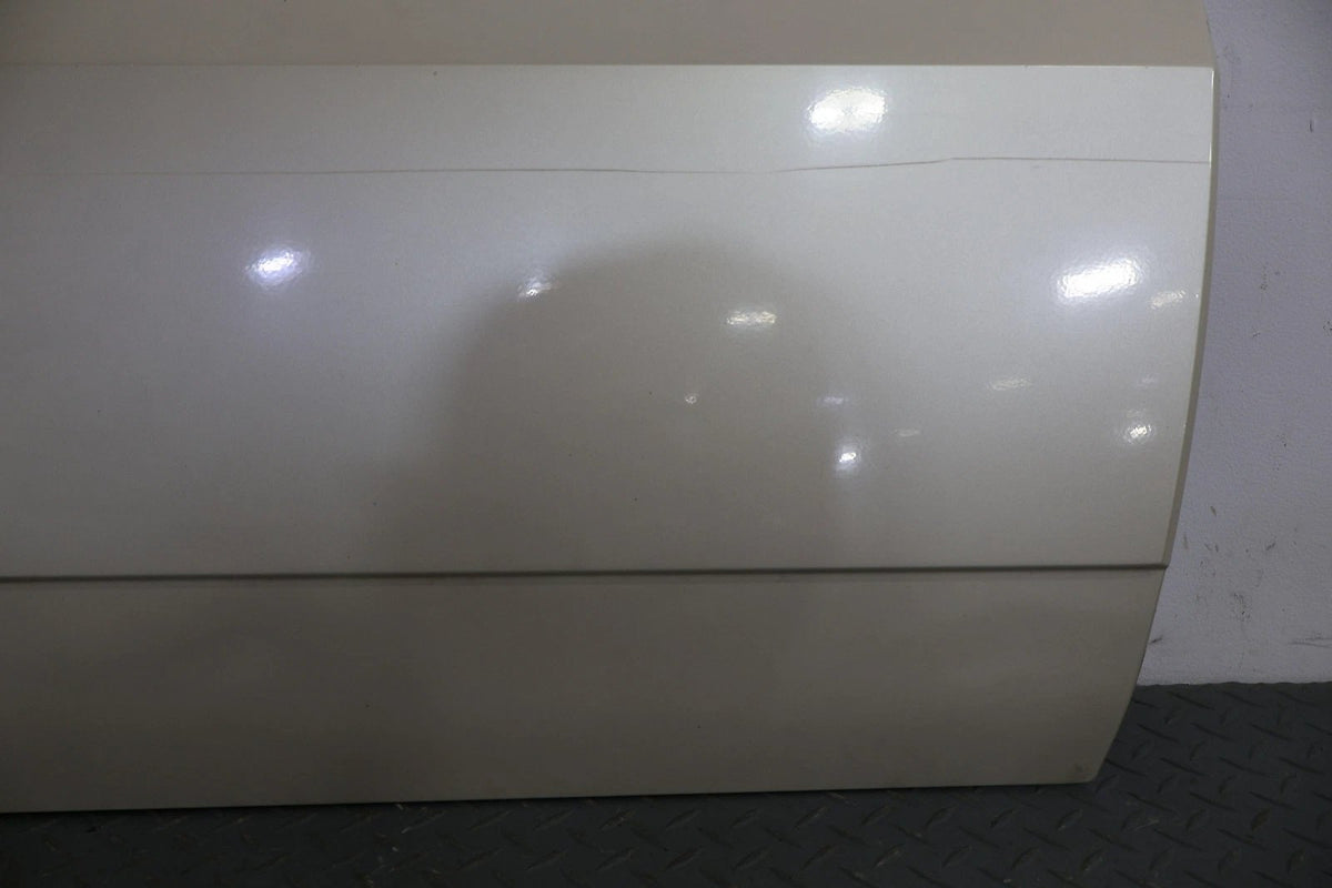 2006 Cadillac Escalade- Right Front Door Molding