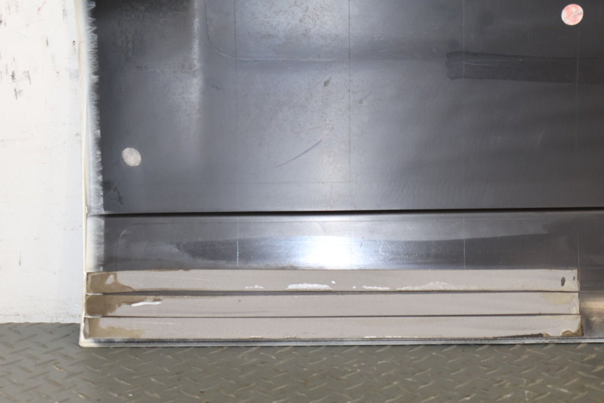2006 Cadillac Escalade- Right Rear Door Molding