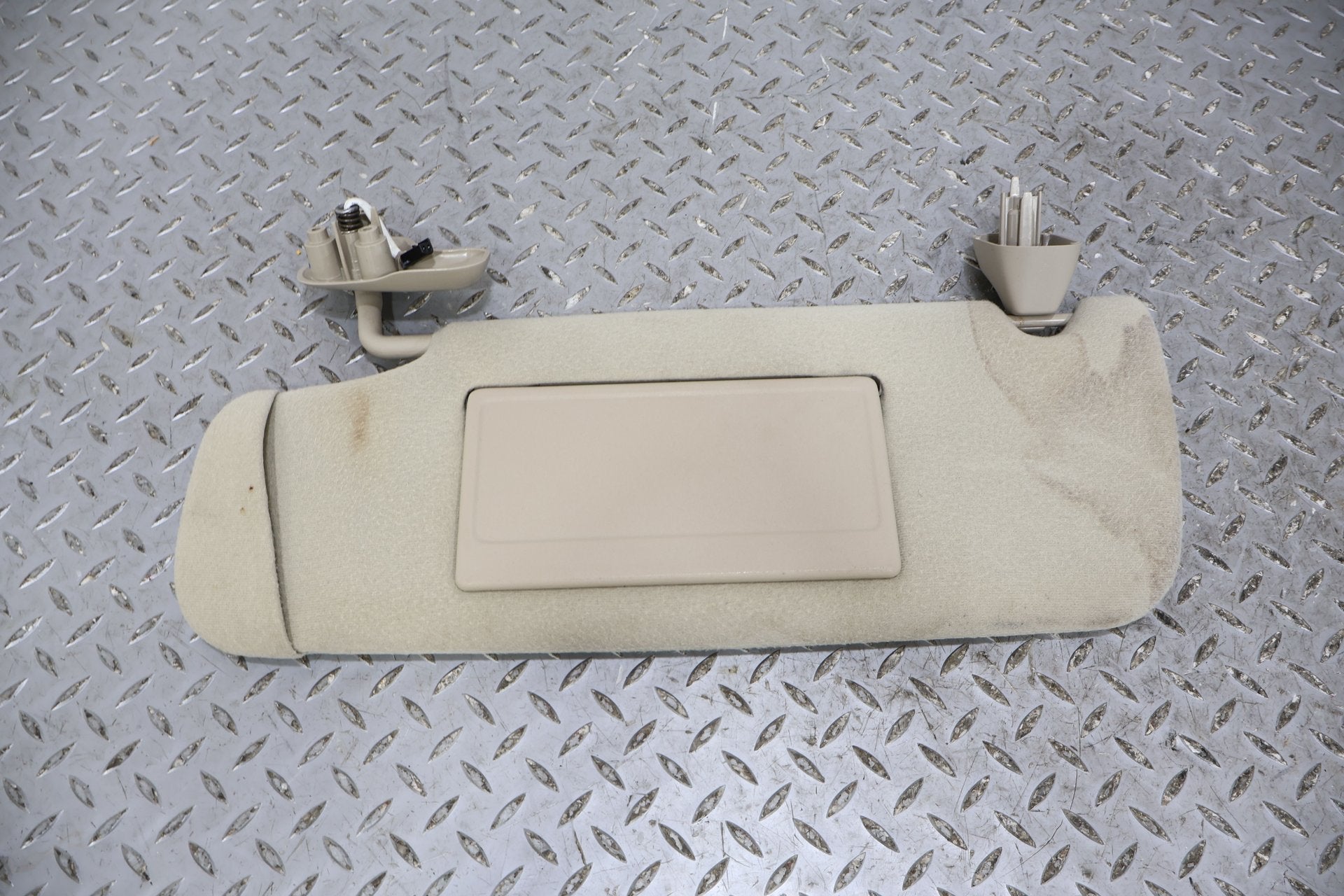 2006 Cadillac Escalade- Sun Visor