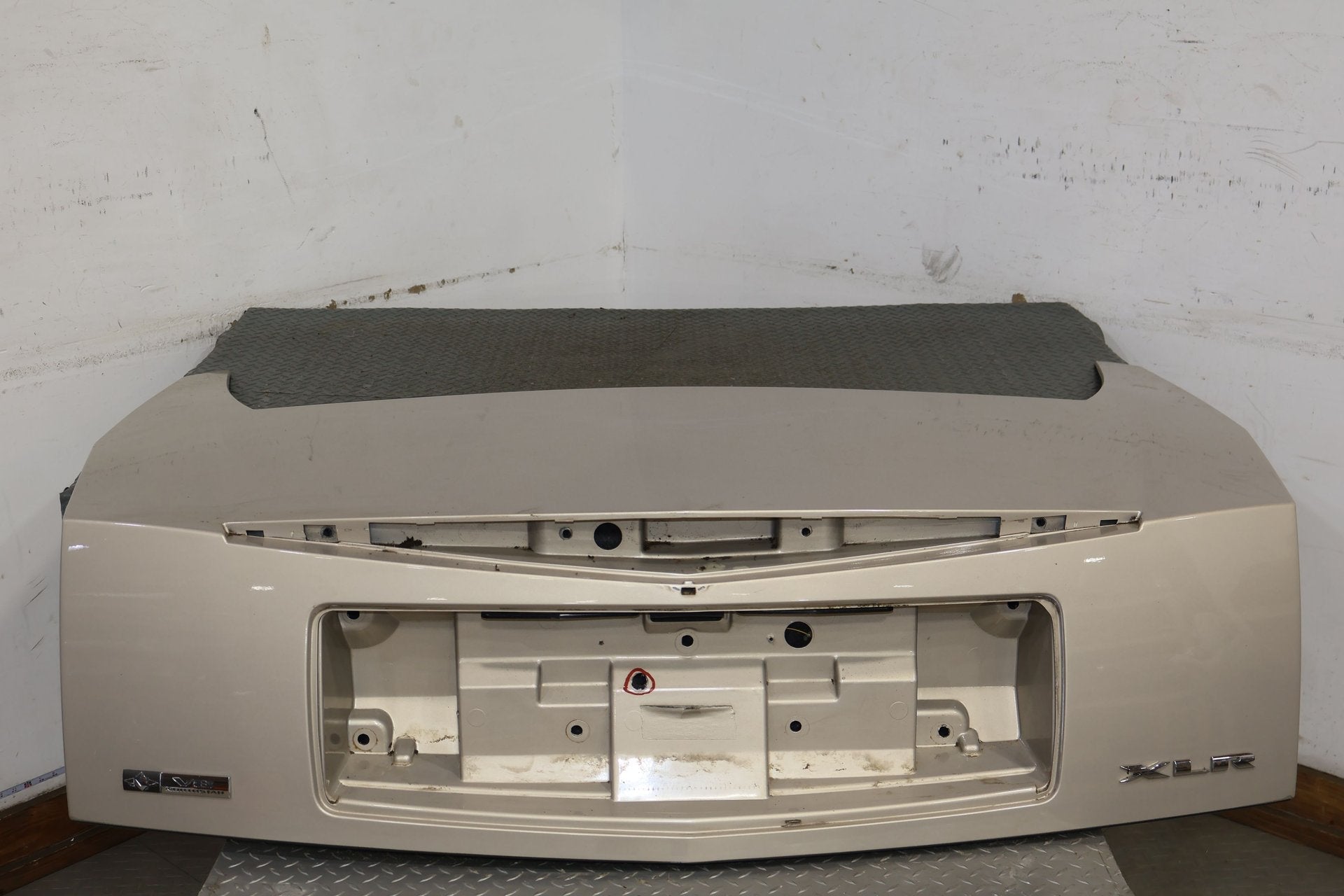 2006 Cadillac XLR- Decklid/Tailgate