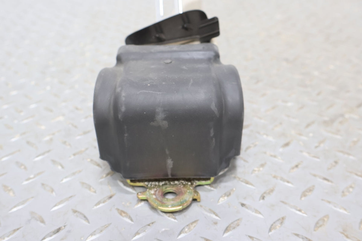 2006 Cadillac XLR- Front Seat Belt