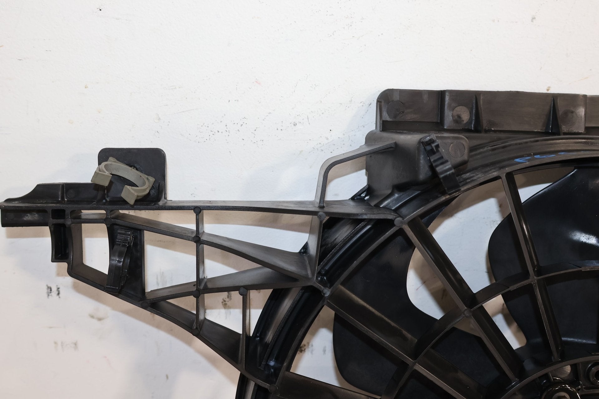 2006 Cadillac XLR- Radiator Fan Motor