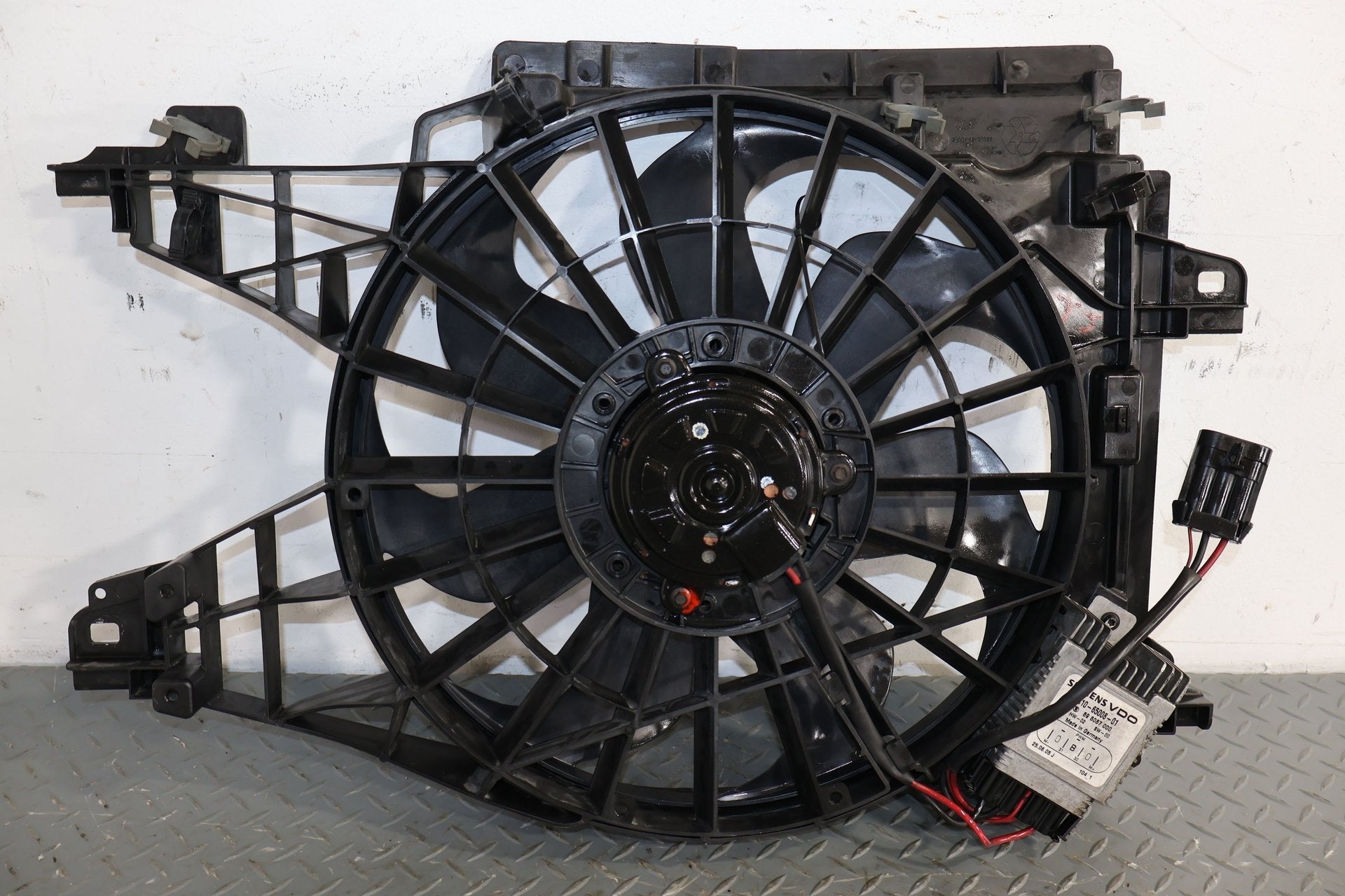 2006 Cadillac XLR- Radiator Fan Motor