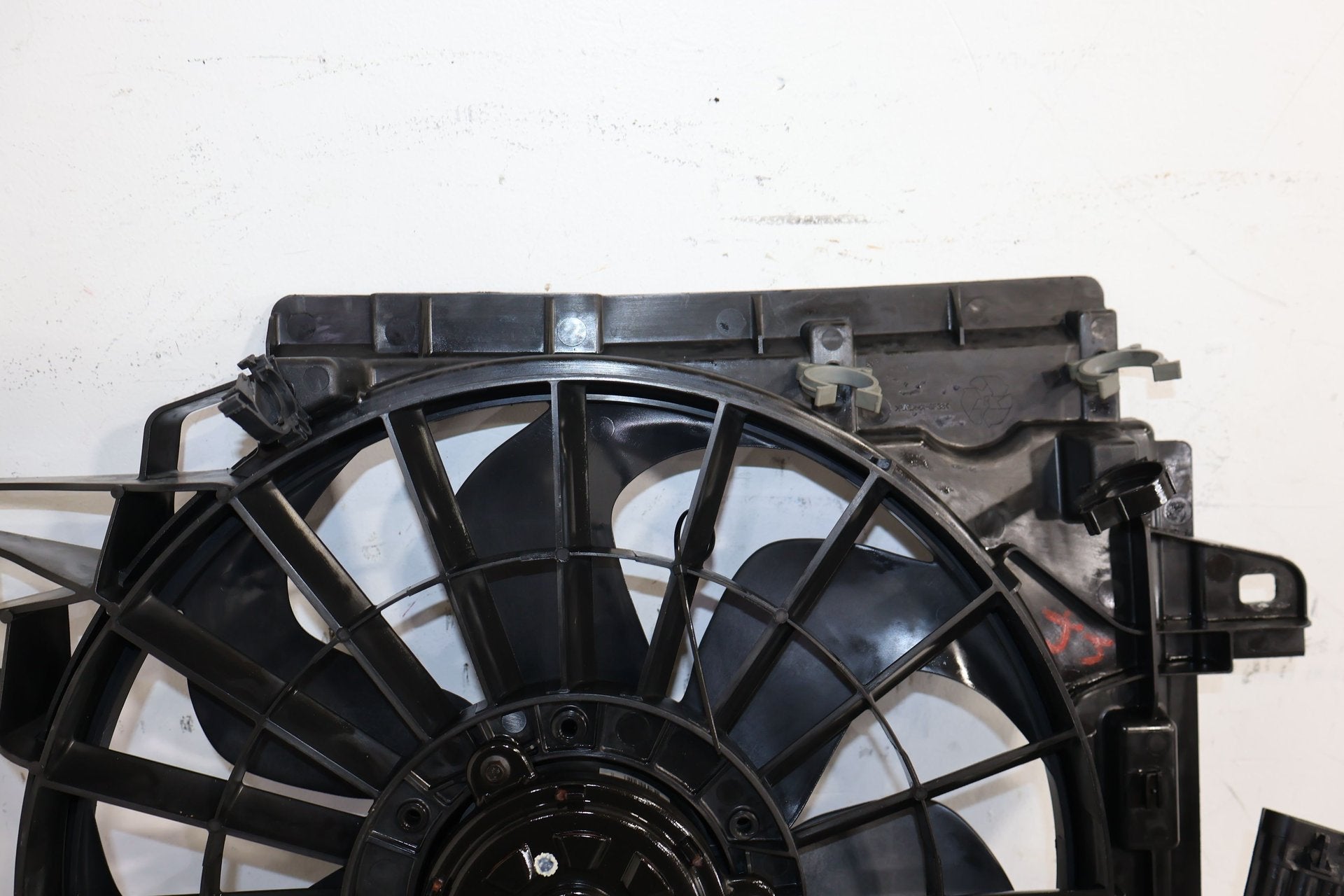 2006 Cadillac XLR- Radiator Fan Motor