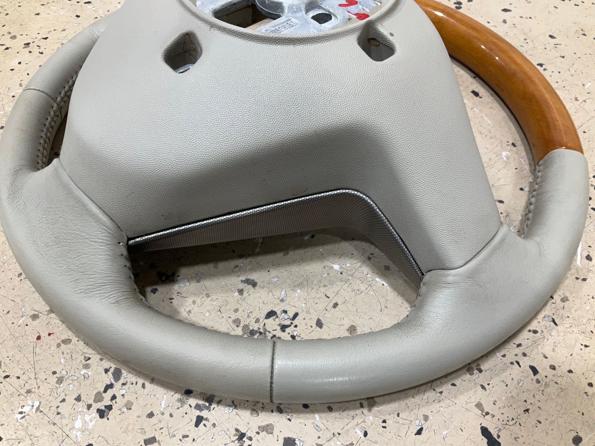 2006 Cadillac XLR- Steering Wheel