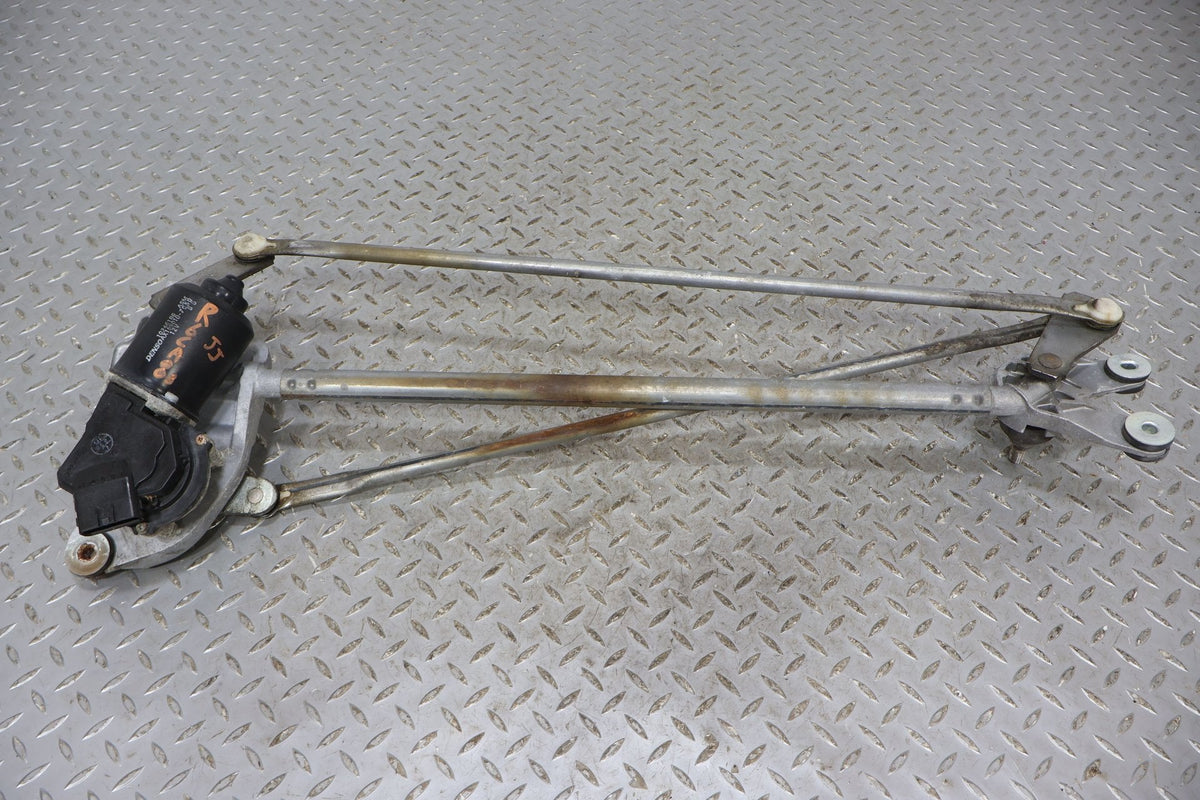2006 Cadillac XLR- Wiper Linkage