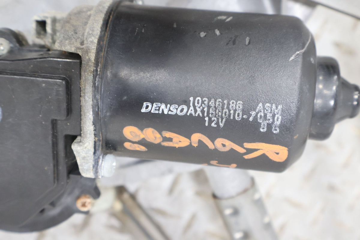 2006 Cadillac XLR- Wiper Linkage