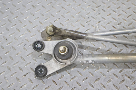 2006 Cadillac XLR- Wiper Linkage