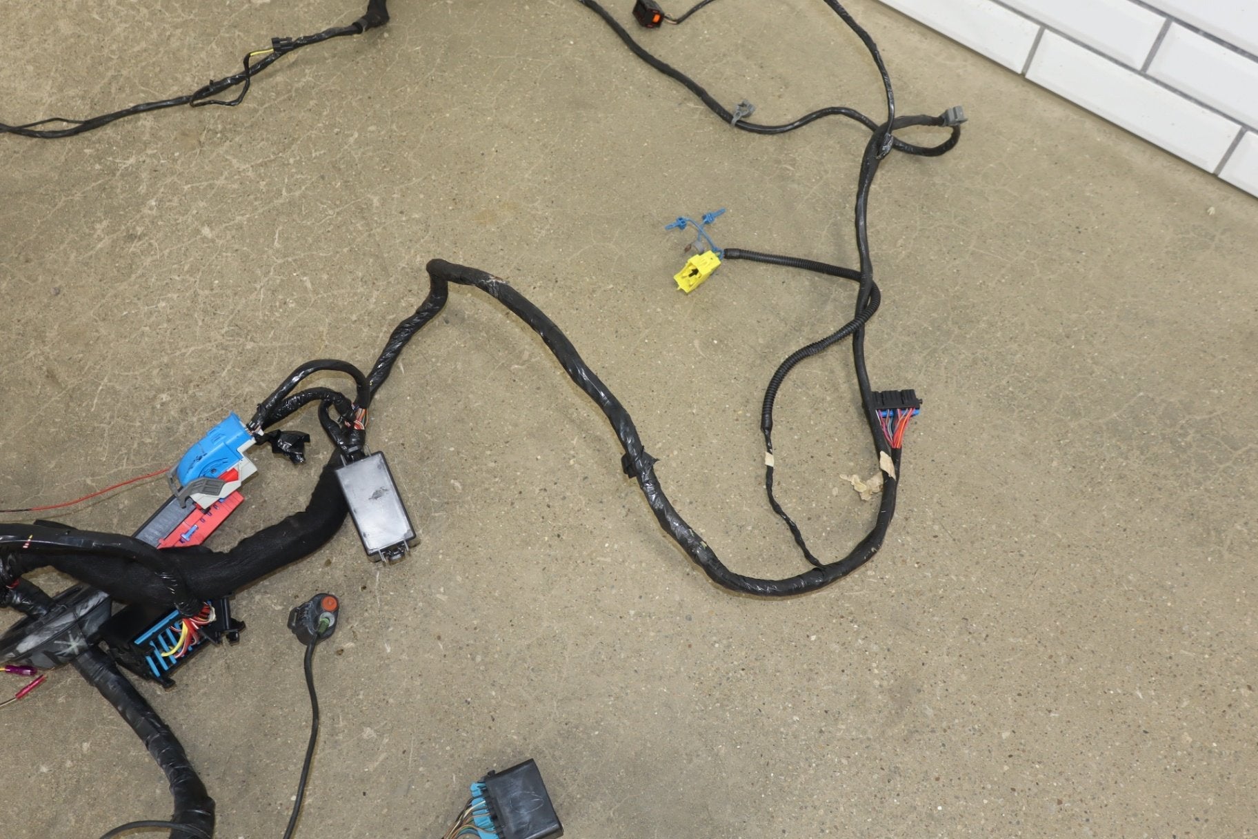 2006 Chevrolet Corvette C6 LS2 Body Wiring Harness