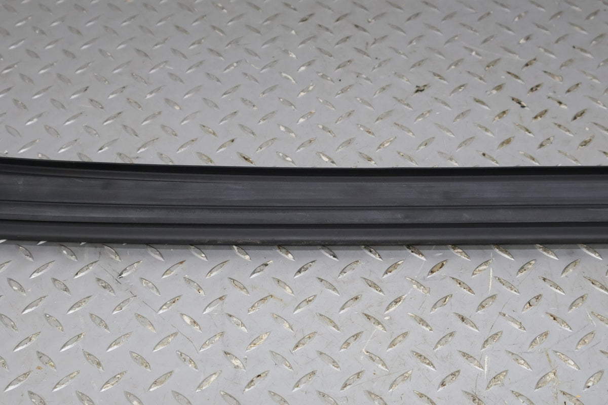 2006 Chevrolet Corvette C6- Windshield Weatherstrip Seal 20774936